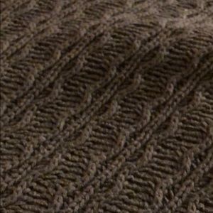 Meet your Posher, Holly